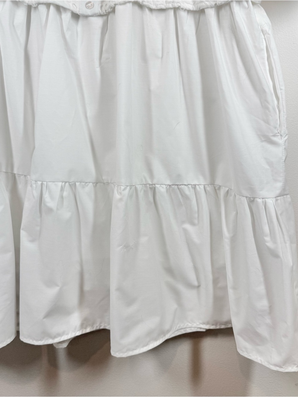 NWOT Entro White Eyelet Tiered Dress Women’s Size Small - Picture 4 of 11